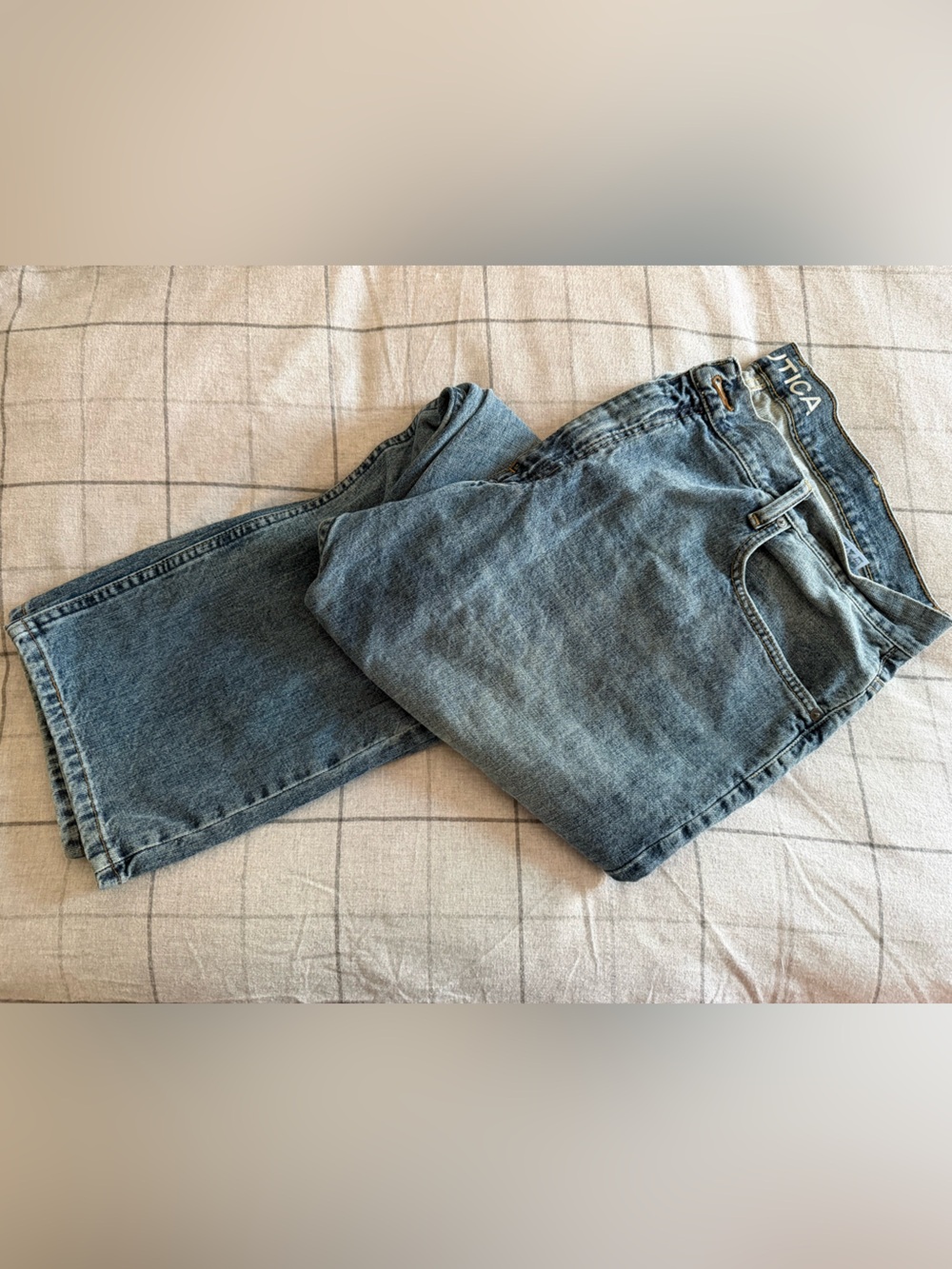 Nautica Relaxed Fit Men's big and tall Jeans in Washed Blue, like new